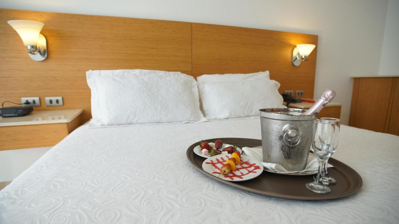 Hotel Bachue Girardot Exterior foto